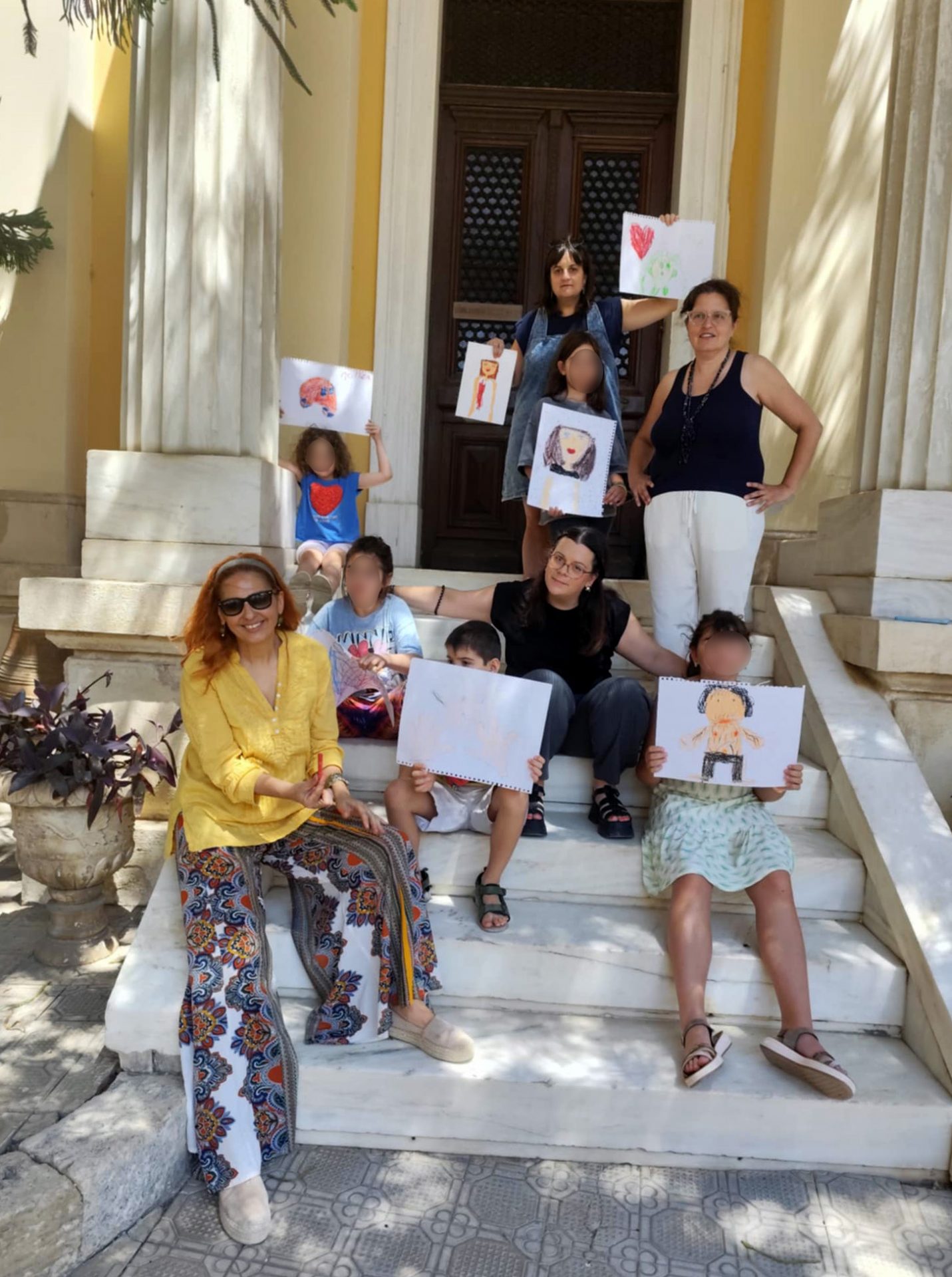 Στο συμπεριληπτικό εργαστήρι για αυτιστικά και νευροτυπικά παιδιά